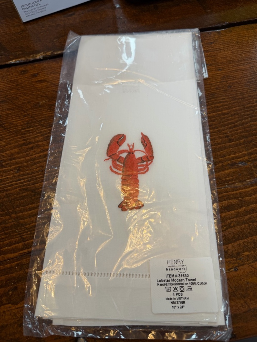 Brand New Henry Handwork White Lobster Embroidered Cotton Towels